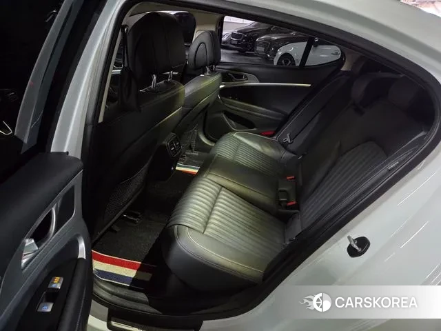 Genesis The New G70 id 3508020 из Кореи 17