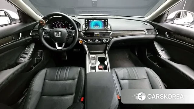 Honda Accord 10th Generation id 3198285 из Кореи 17