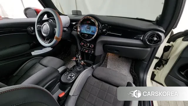 Mini Cooper S id 3645093 из Кореи 17