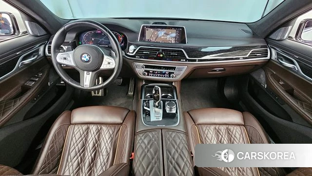 BMW 7 Series (G11) id 3934861 из Кореи 17