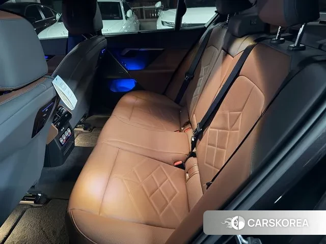 BMW 5 Series (G60) id 3512014 из Кореи 10