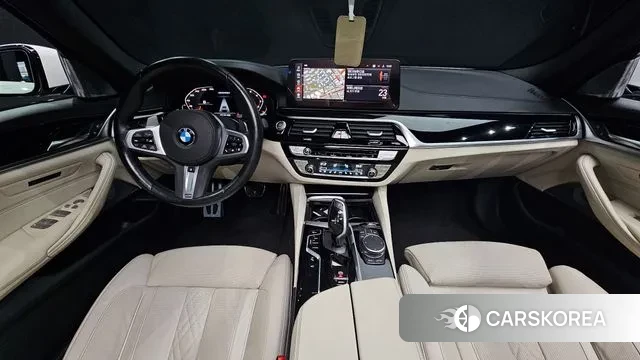 BMW 5 Series (G30) id 3279575 из Кореи 17