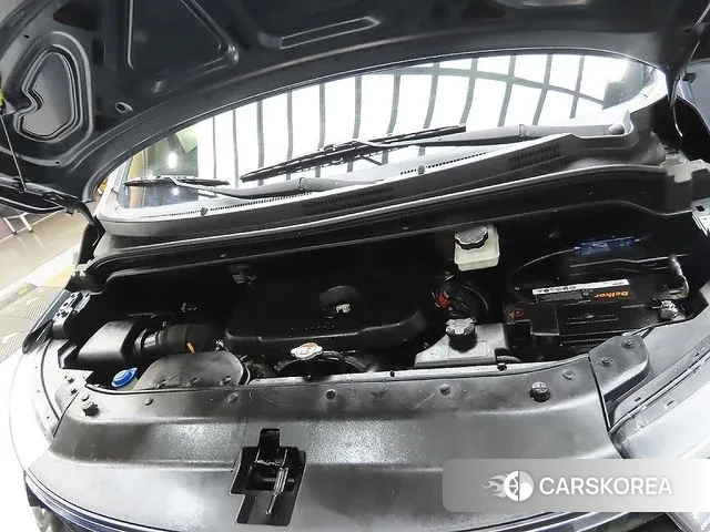 Hyundai The New Grand Starex id 3737295 из Кореи 17