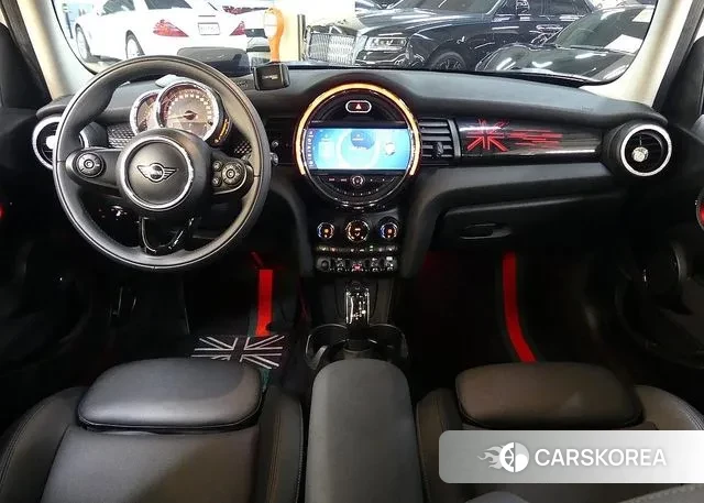 Mini Cooper S id 3226392 из Кореи 17