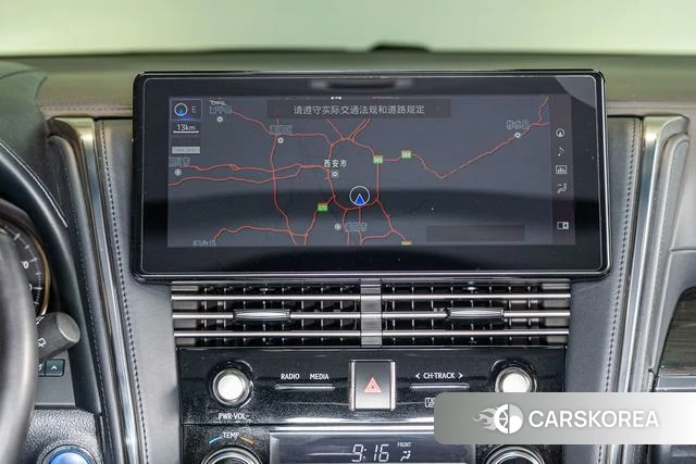 Lexus LM id 4262485 из Китая 20