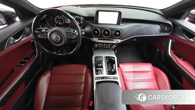 Kia Stinger id 3408216 из Кореи 17