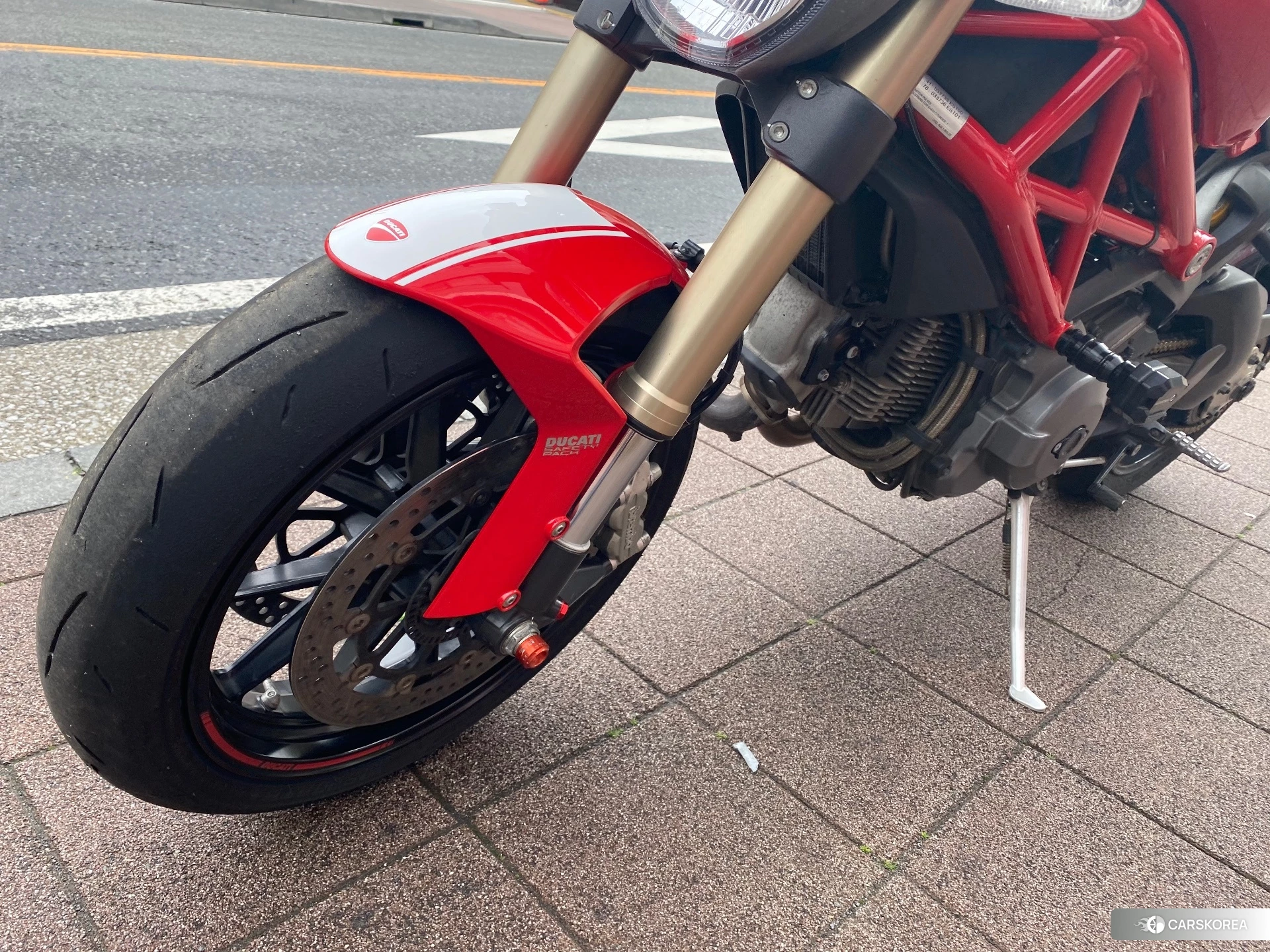 Ducati MONSTER 1100 EVO id 3951138 из Японии 8
