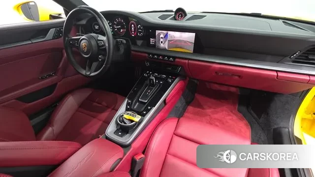 Porsche 911(992) id 3017584 из Кореи 17