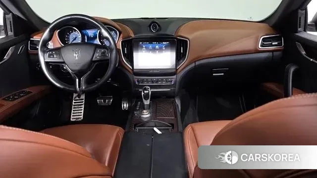 Maserati Ghibli id 3617260 из Кореи 18