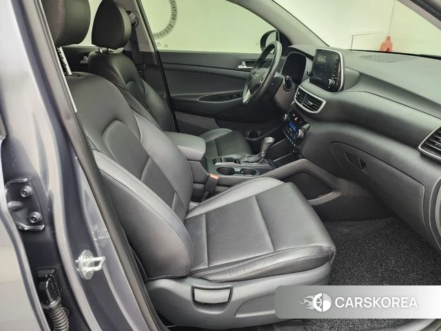 Hyundai All New Tucson id 4324807 из Кореи 17