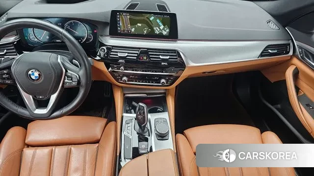 BMW 5 Series (G30) id 3631980 из Кореи 17