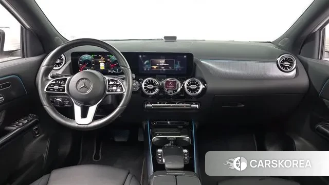 Mercedes-Benz GLA - Class H247 id 3607319 из Кореи 17