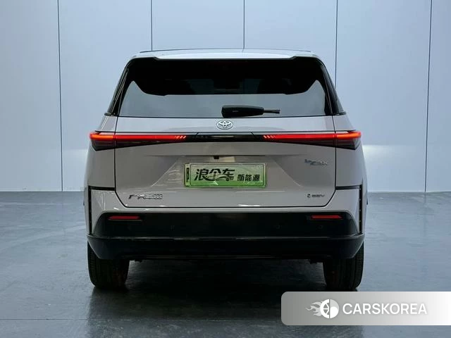 Toyota Platinum Wisdom 3X id 4300363 из Китая 10