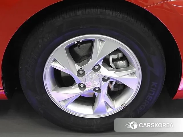 Hyundai Avante (CN7) id 3691017 из Кореи 16