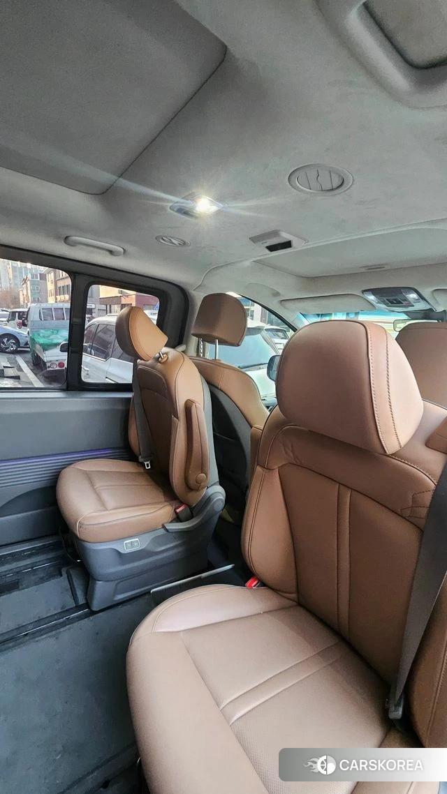 Hyundai Staria id 3839048 из Кореи 8