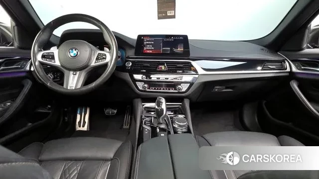 BMW 5 Series (G30) id 2981190 из Кореи 17