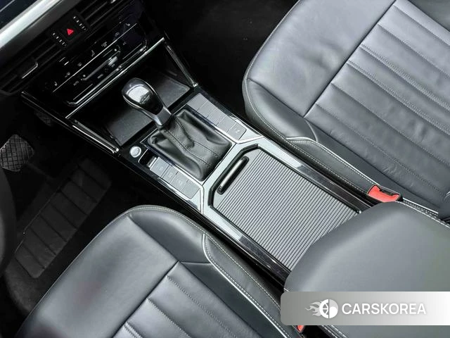 Volkswagen Passat id 4348943 из Китая 15
