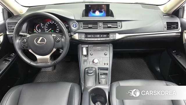 Lexus CT200h id 4751314 из Кореи 27