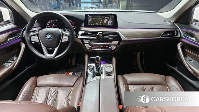 BMW 5 Series (G30) id 3612293 из Кореи 17