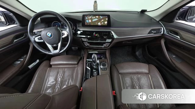 BMW 5 Series (G30) id 4447173 из Кореи 17