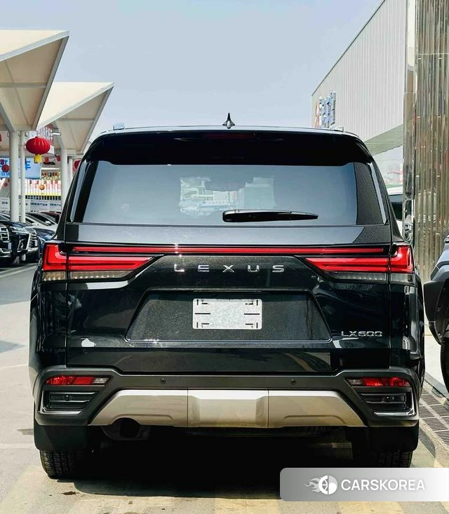 Lexus LX id 4260794 из Китая 15