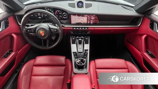 Porsche 911(992) id 4671379 из Кореи 34