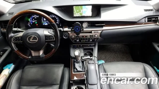 Lexus New ES300h id 2860666 из Кореи 17