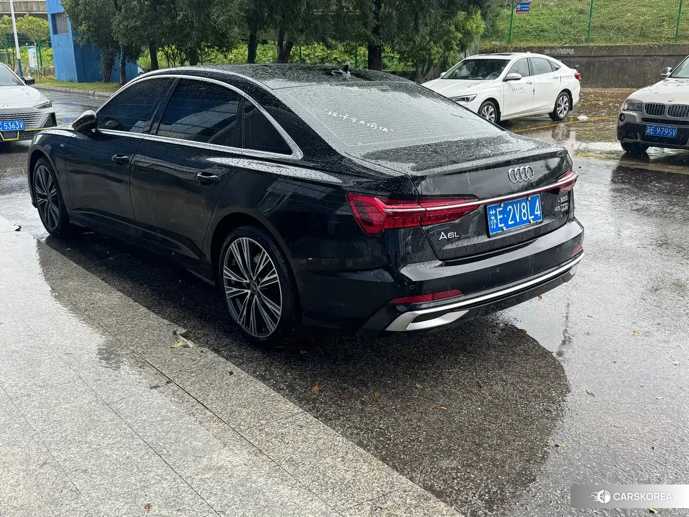 Audi A6L id 4680473 из Китая 9