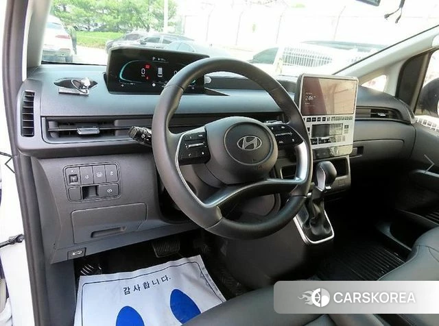 Hyundai Staria id 4487875 из Кореи 16