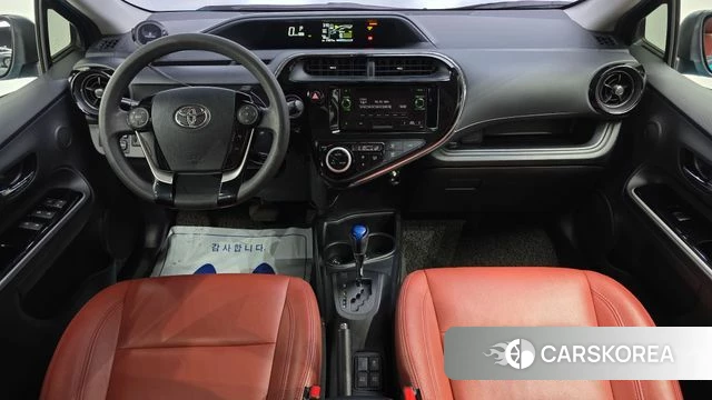 Toyota Prius C id 4447851 из Кореи 17