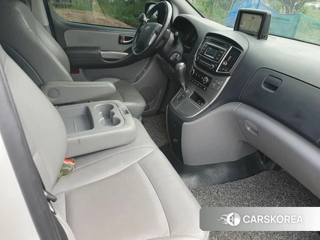 Hyundai The New Grand Starex id 4642938 из Кореи 12