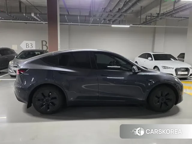 Tesla Model Y id 3739270 из Кореи 14