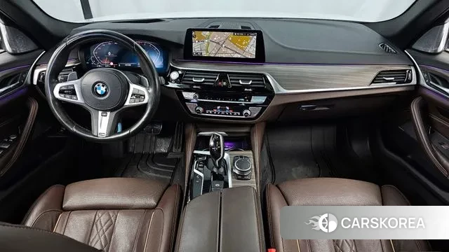 BMW 5 Series (G30) id 3396226 из Кореи 17