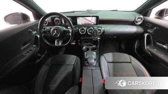 Mercedes-Benz A-Class W177 id 4294101 из Кореи 17