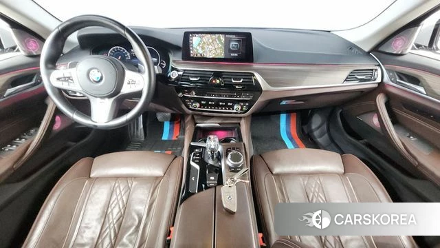 BMW 5 Series (G30) id 4269119 из Кореи 17