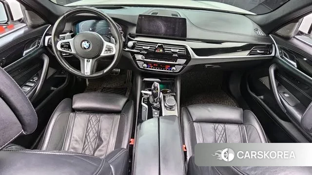 BMW 5 Series (G30) id 3535542 из Кореи 17