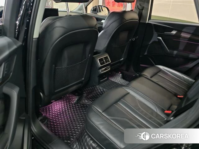 Audi Q5L id 4329204 из Китая 13
