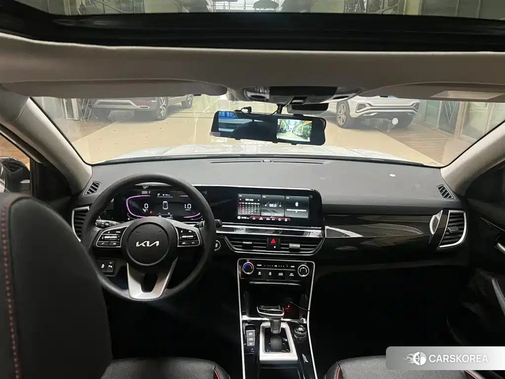 Kia Seltos id 4546197 из Китая 19