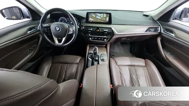 BMW 5 Series (G30) id 2981532 из Кореи 17