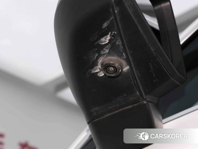 Audi Q5L id 4234887 из Китая 31