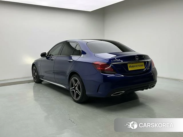 Mercedes-Benz Class C id 4253060 из Китая 17