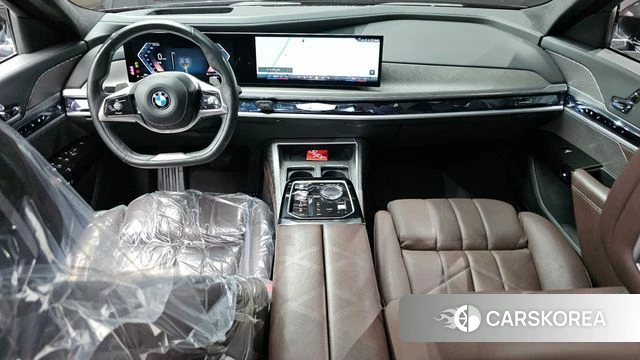 BMW 7 Series (G70) id 4401046 из Кореи 33