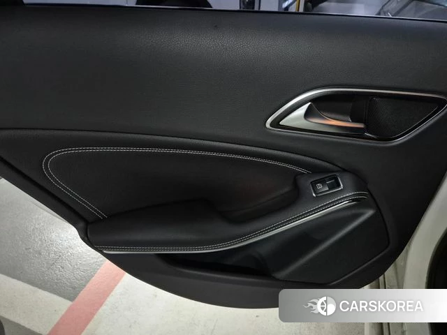 Mercedes-Benz A-Class W176 id 4547785 из Кореи 14