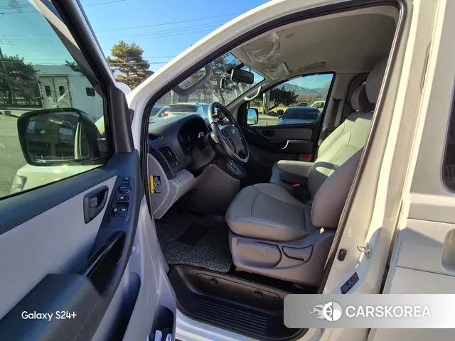 Hyundai The New Grand Starex id 3571087 из Кореи 7