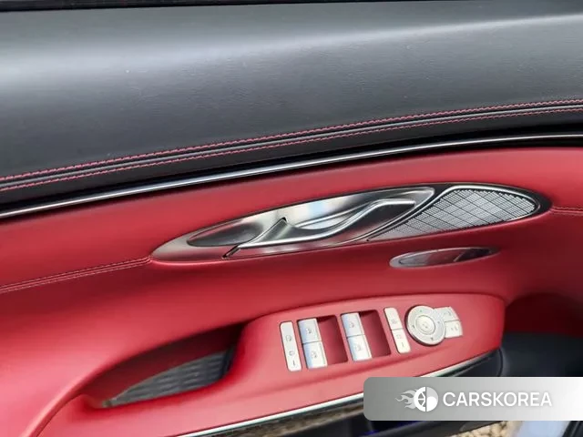 Genesis GV70 id 3540472 из Кореи 10