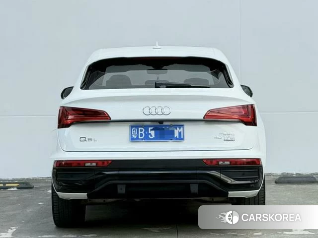 Audi Q5L Sportback id 4261852 из Китая 7