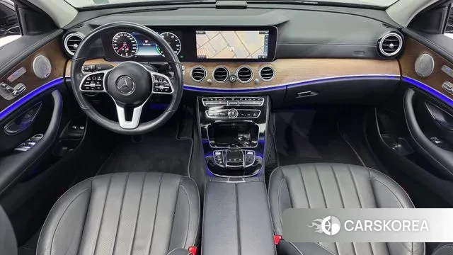 Mercedes-Benz E-Class W213 id 3698321 из Кореи 17