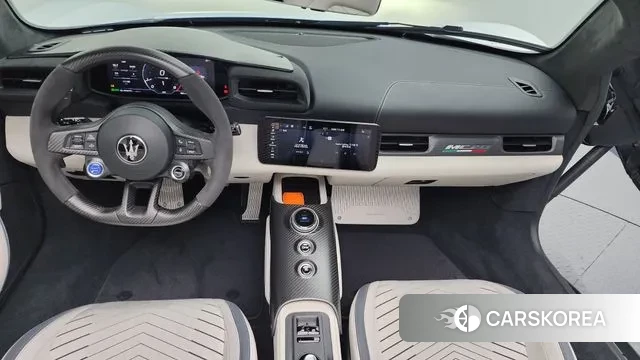 Maserati MC20 id 3180025 из Кореи 17