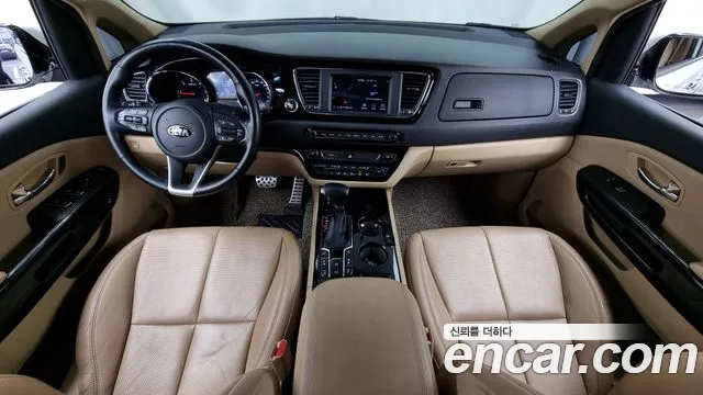 Kia The New Carnival id 2452214 из Кореи 17