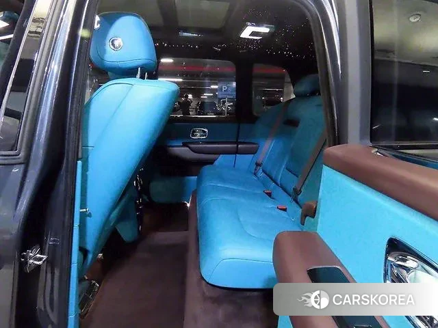 Rolls-Royce Cullinan id 3055459 из Кореи 17